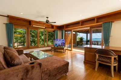 Aoyon Beach, a 5-bedroom Thai-style villa with stunning sea views, 50 meters direct beach access, free maid, – 写真 8