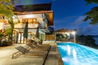 Aoyon Beach, a 5-bedroom Thai-style villa with stunning sea views, 50 meters direct beach access, free maid, – 写真 16